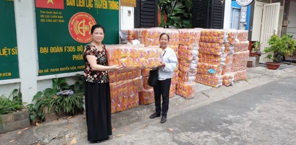 Trao tặng 25.000 gói snack My Chiu trị giá 200.000.000 đồng cho trẻ em khuyết tật, các tỉnh, TP Bến Tre, Tây Ninh & TP. HCM